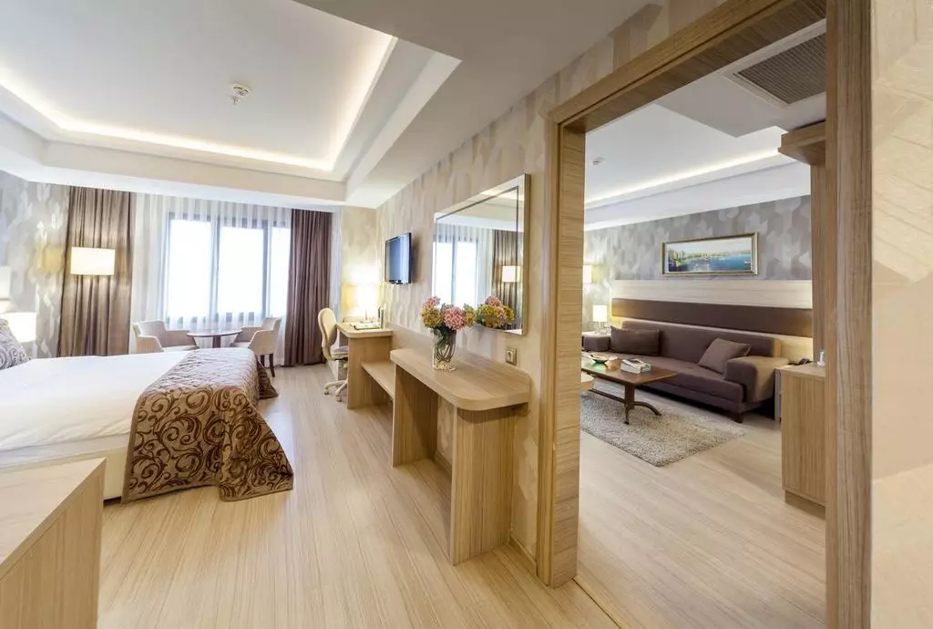 Hotel Golden Way Giyimkent_shabavizparvaz_09.jpg
